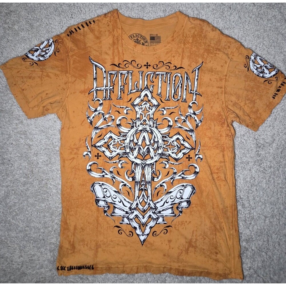Affliction Orange Graphic T-Shirt Men’s Medium Gothic Cross Y2K Distressed